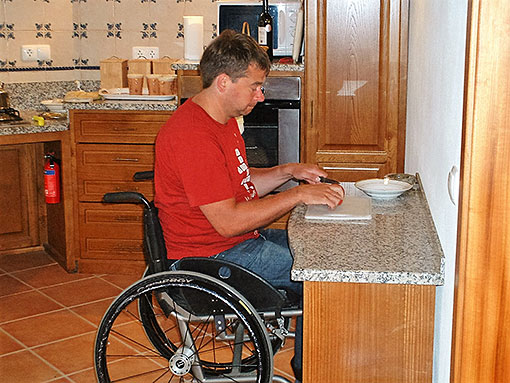 Kitchen - Extra Low Worktop For Wheelchair Users